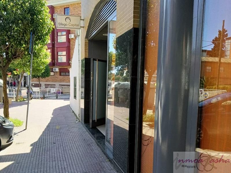 Venta de local comercial en Leganés