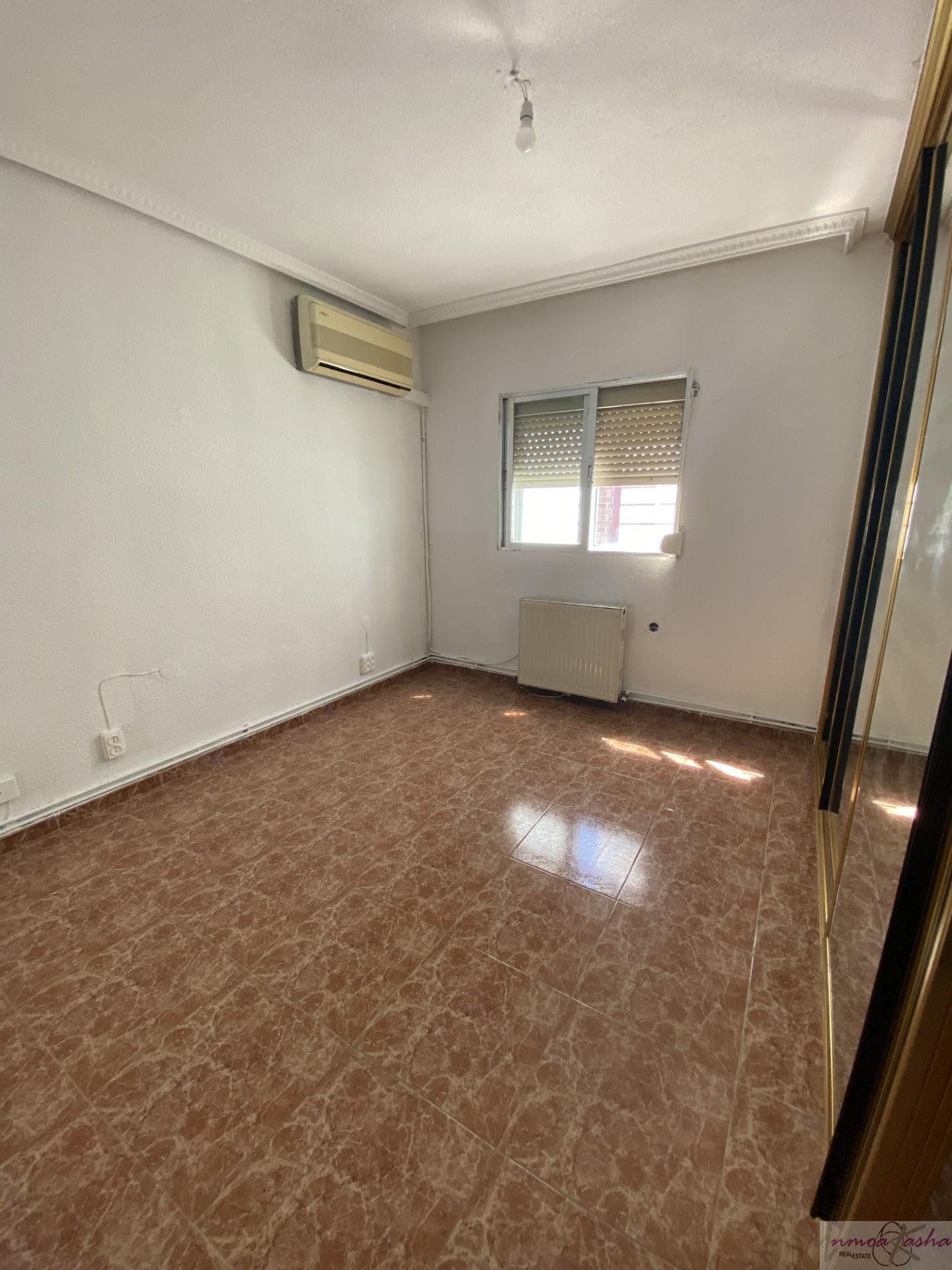 For sale of flat in Leganés
