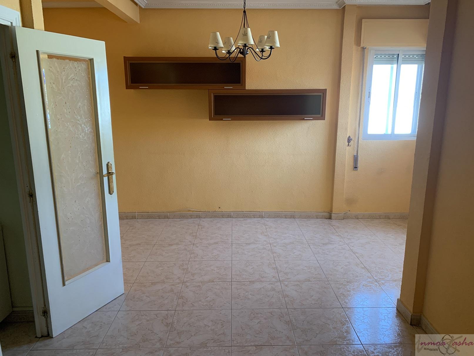 For sale of flat in Torres de la Alameda