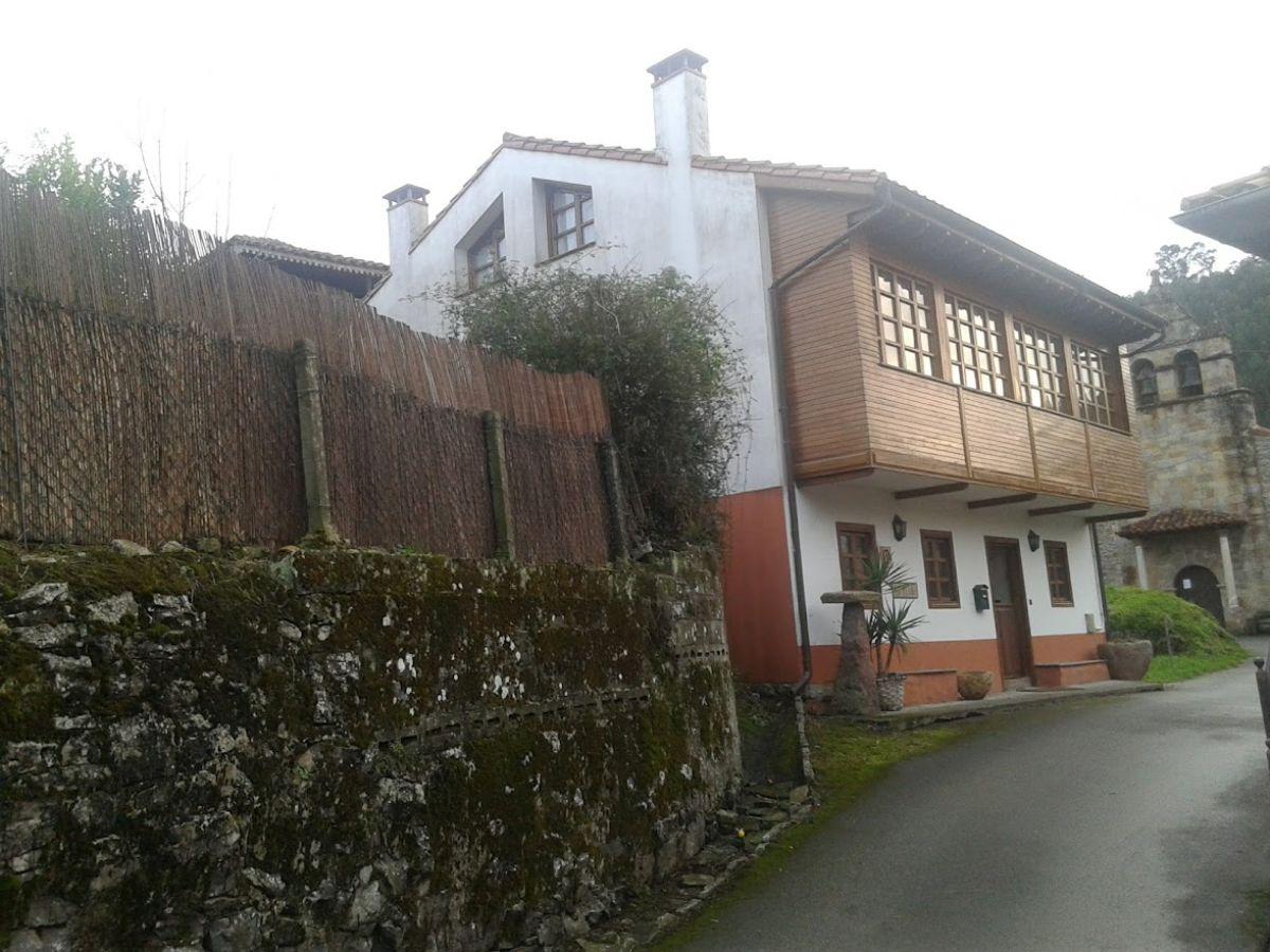 For sale of house in Colunga Concejo