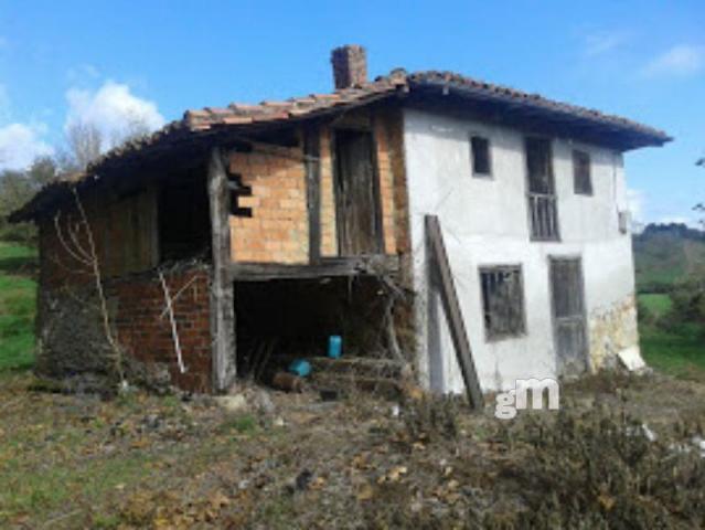 For sale of rural property in Piloña