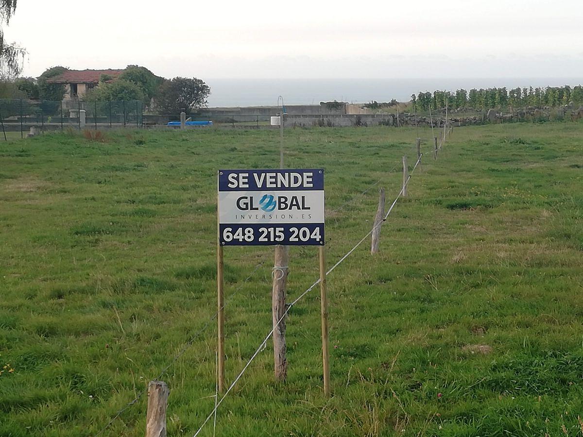 Venta de terreno en Villaviciosa