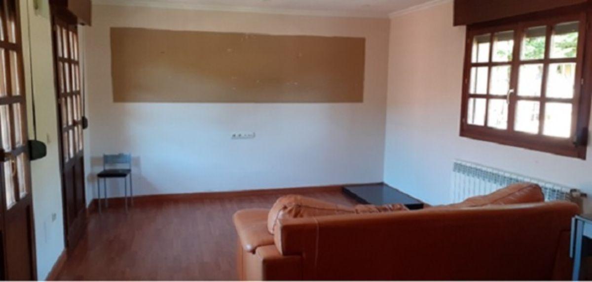 For sale of house in Cabranes