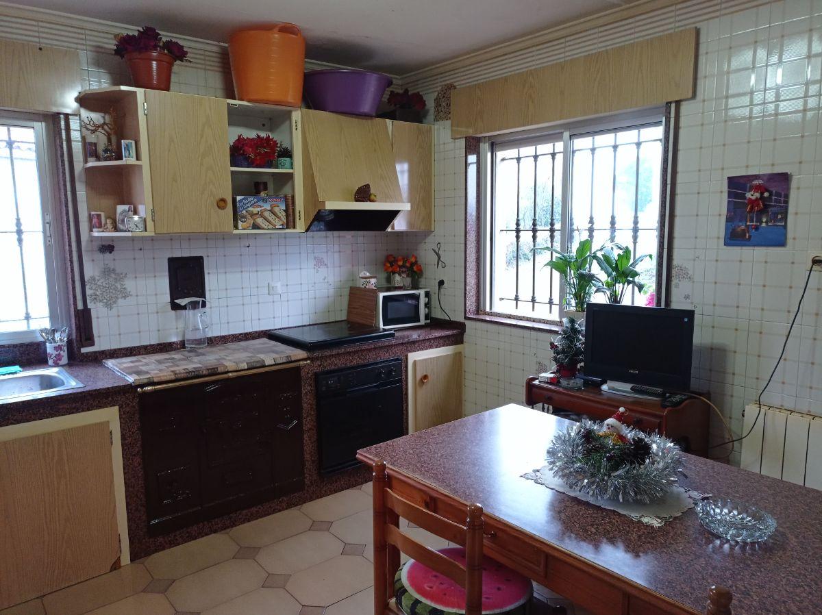 For sale of house in Llanera