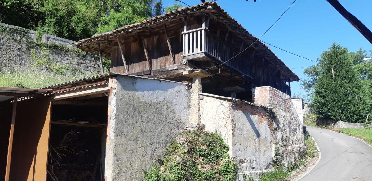 Venta de casa en Sariego