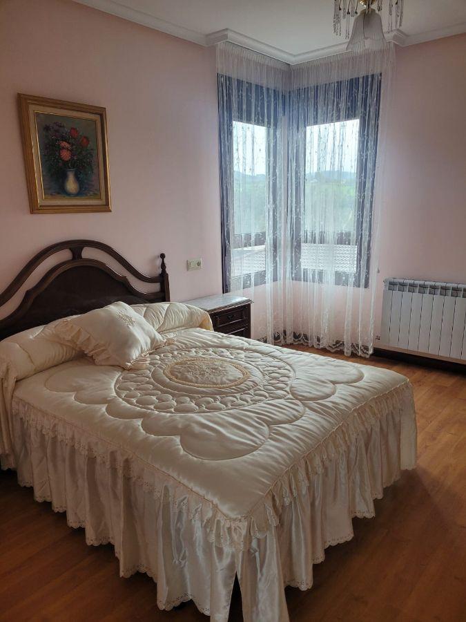 Venta de casa en Villaviciosa