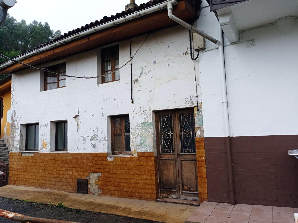 Venta de casa en Sariego