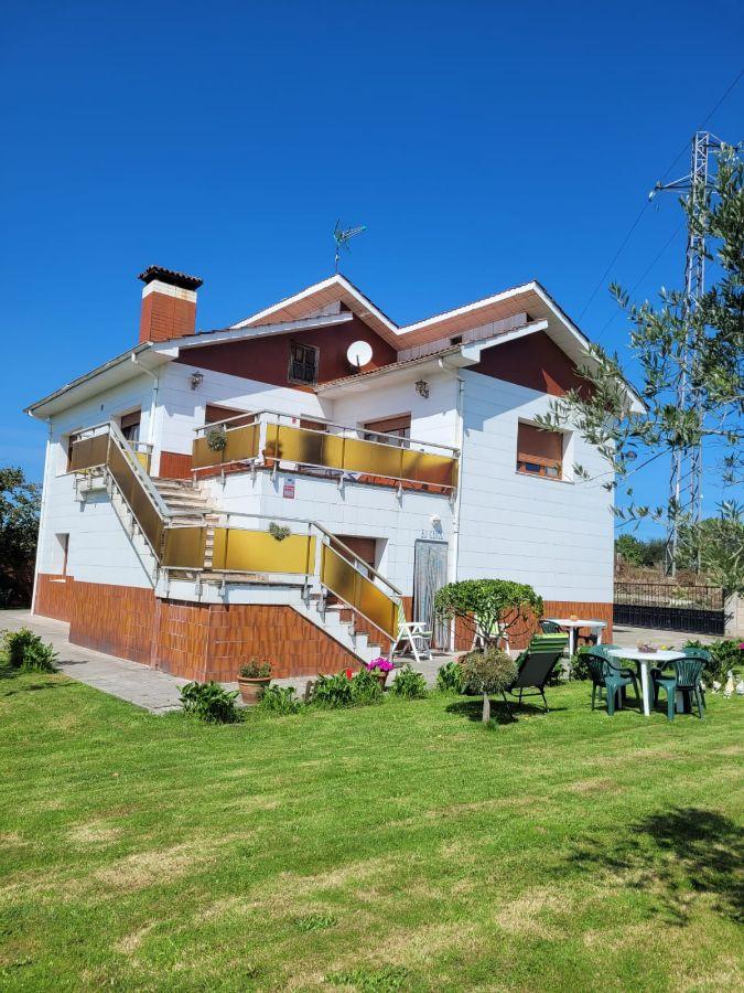 Venta de casa en Villaviciosa