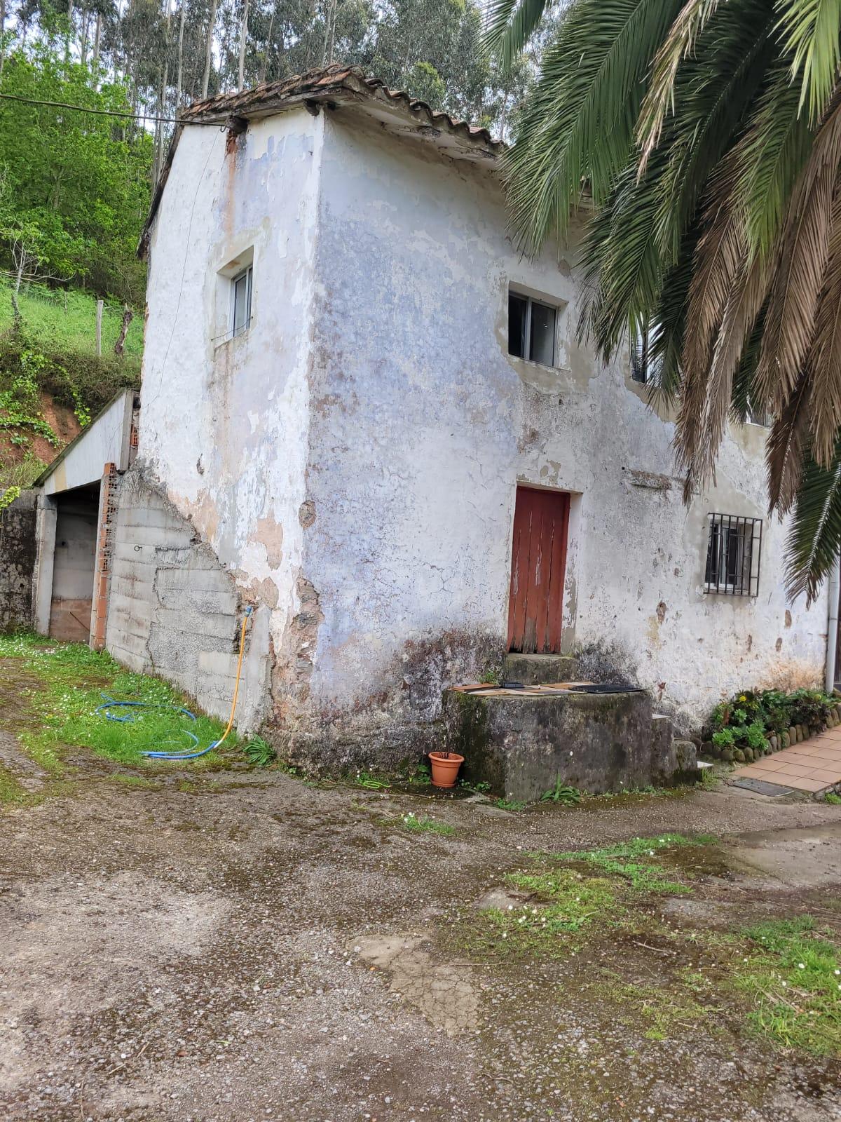 For sale of house in Villaviciosa