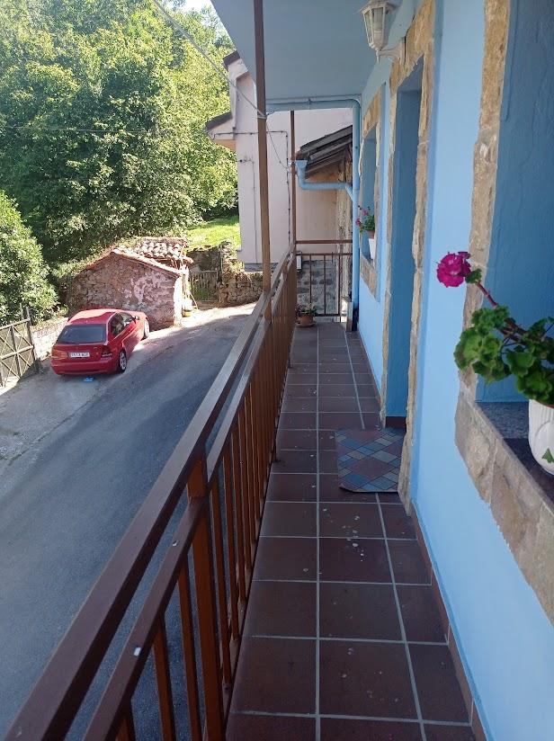 For sale of house in Bimenes