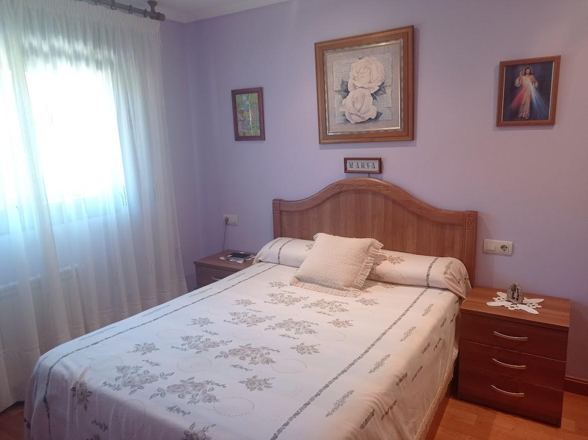 For sale of house in Bimenes