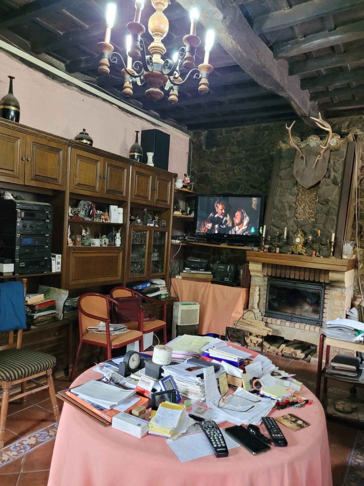 For sale of house in Villaviciosa