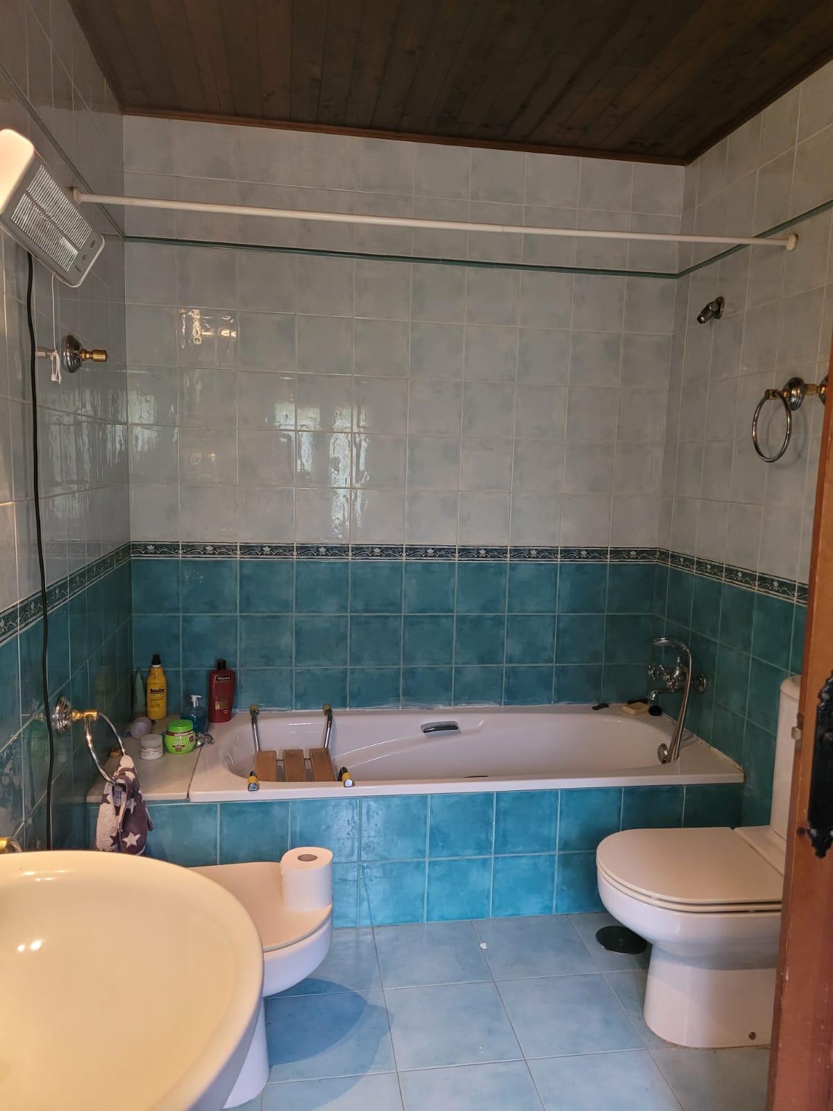 For sale of house in Villaviciosa