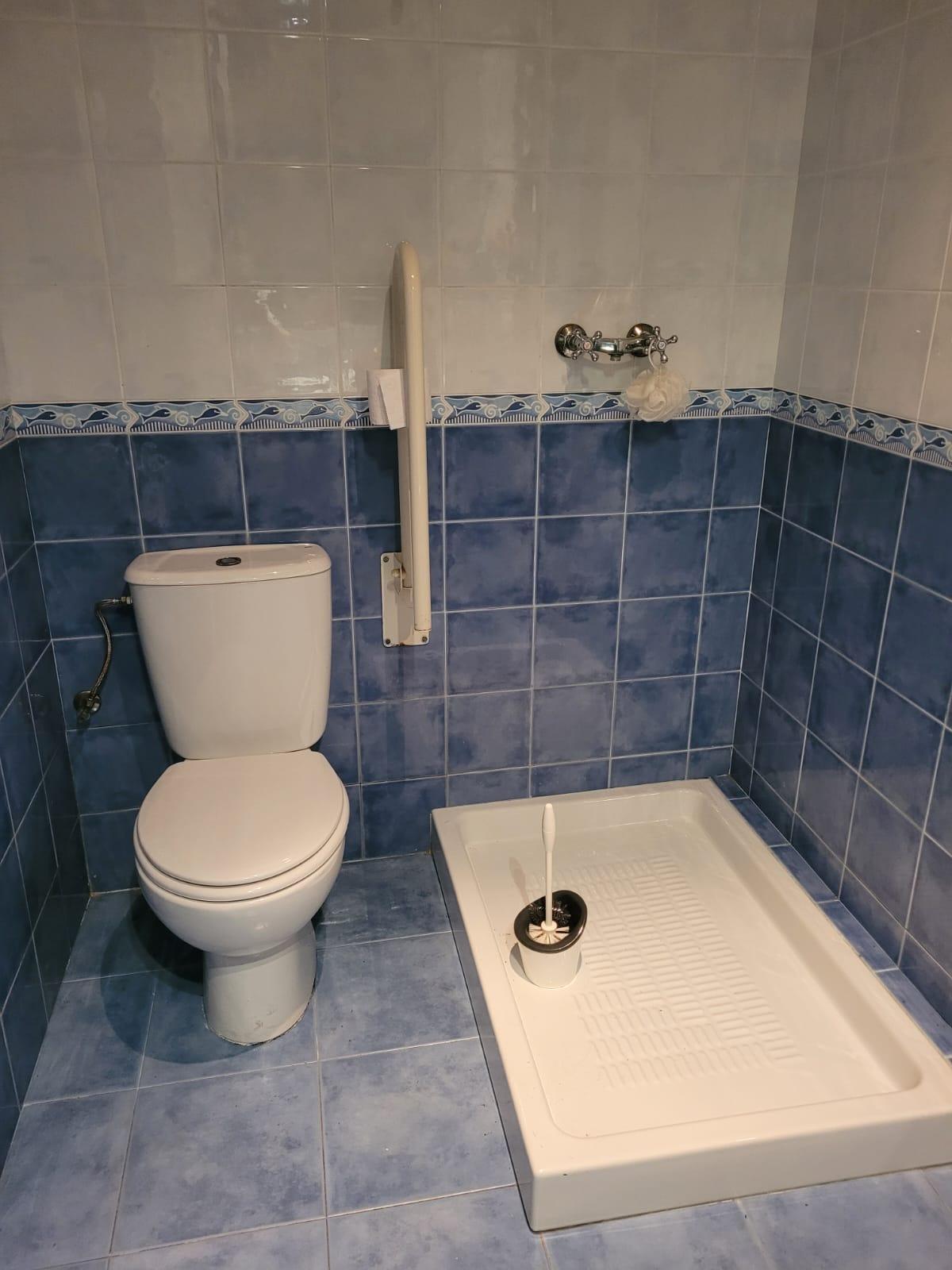 For sale of house in Villaviciosa