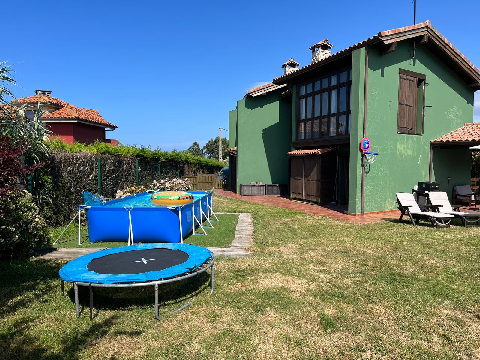 For sale of house in Villaviciosa