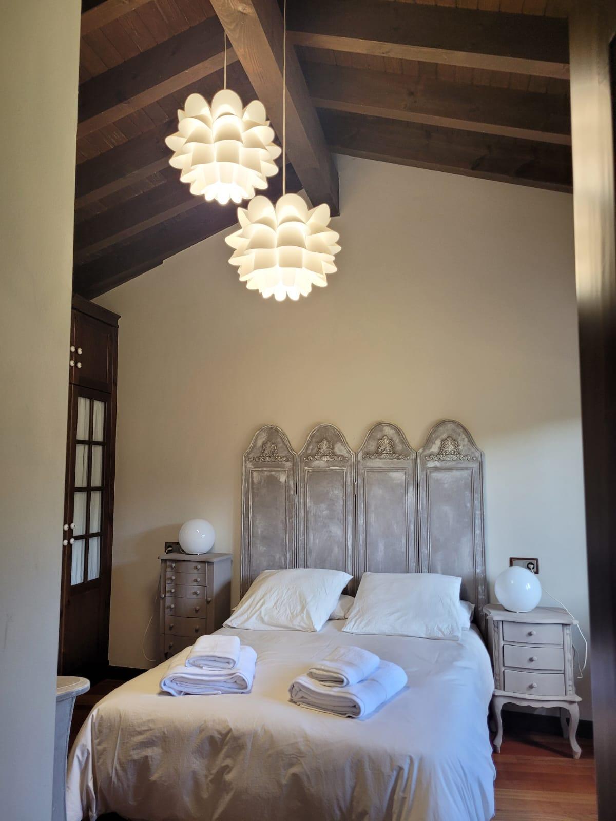 For sale of house in Villaviciosa