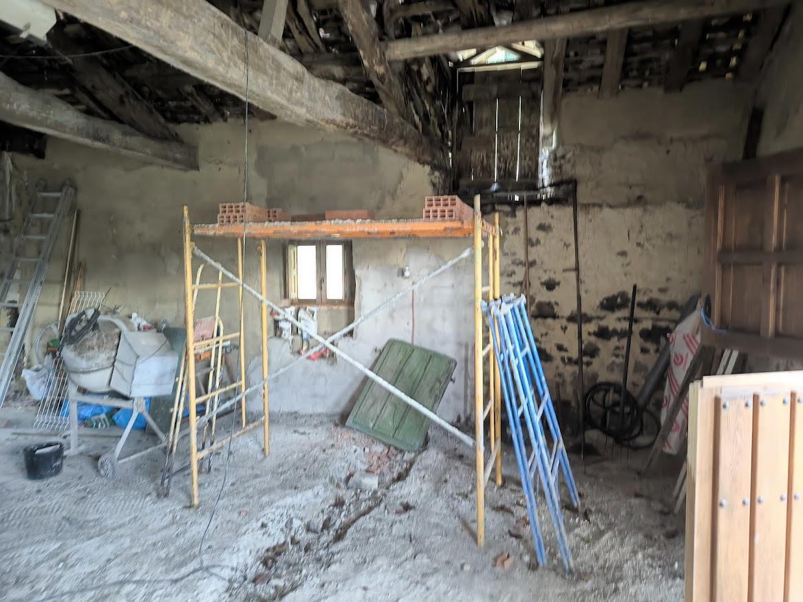 For sale of house in Villaviciosa