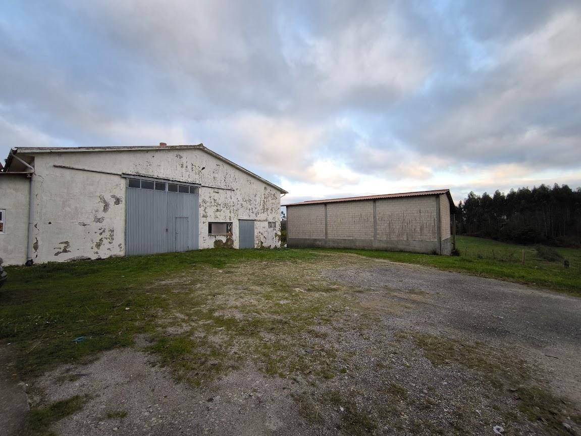 Venta de casa en Villaviciosa