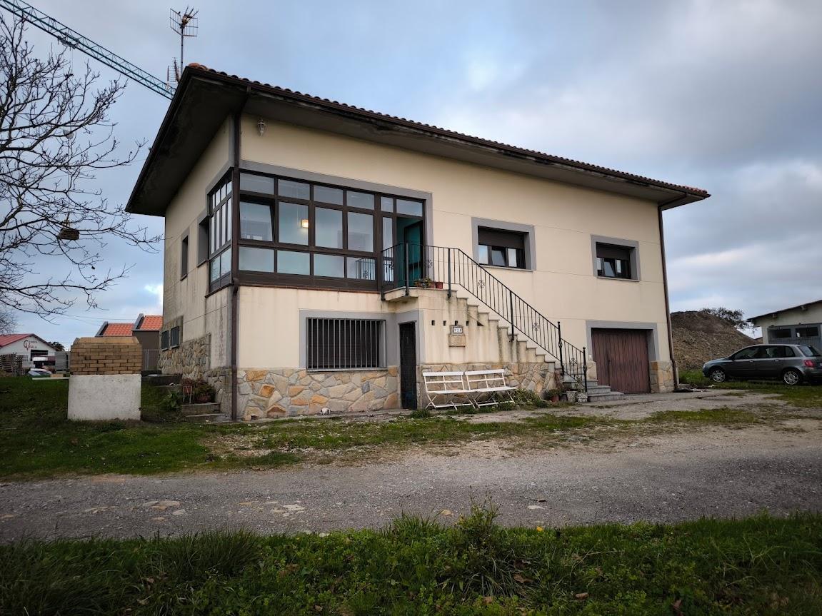 Venta de casa en Villaviciosa