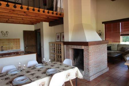 For sale of house in Villaviciosa