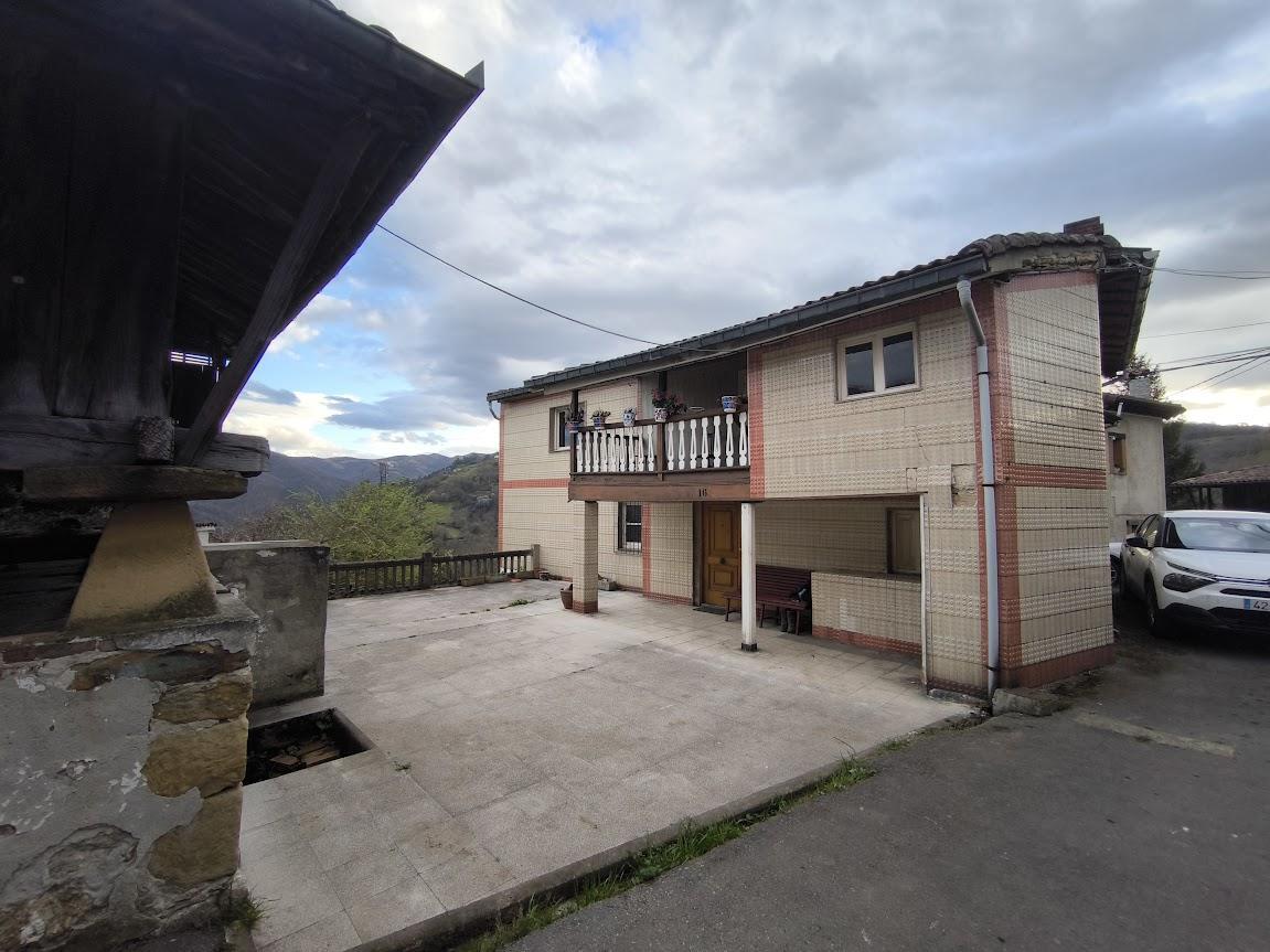 Venta de casa en Langreo