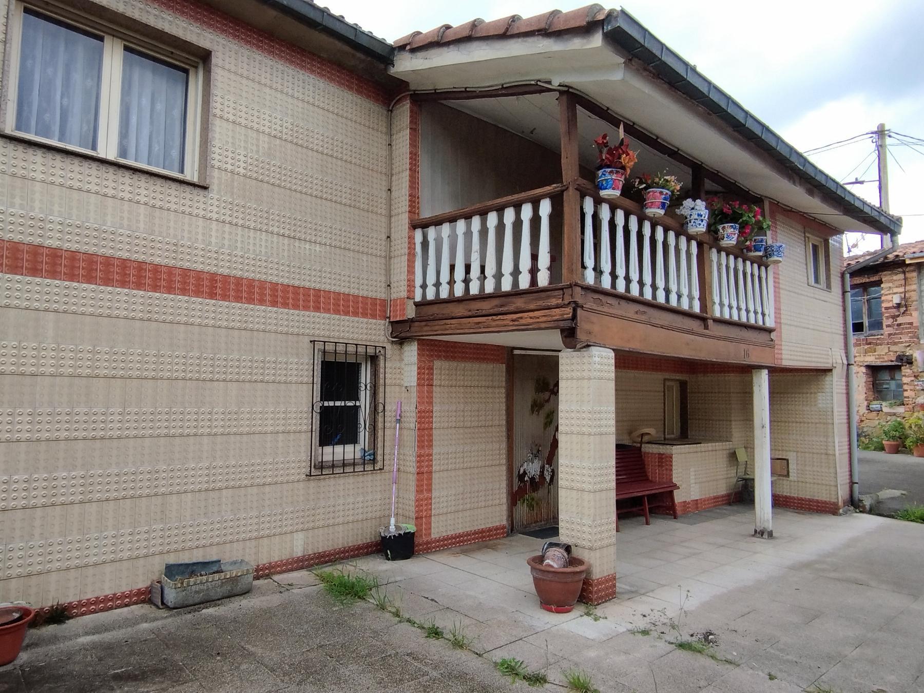 Venta de casa en Langreo