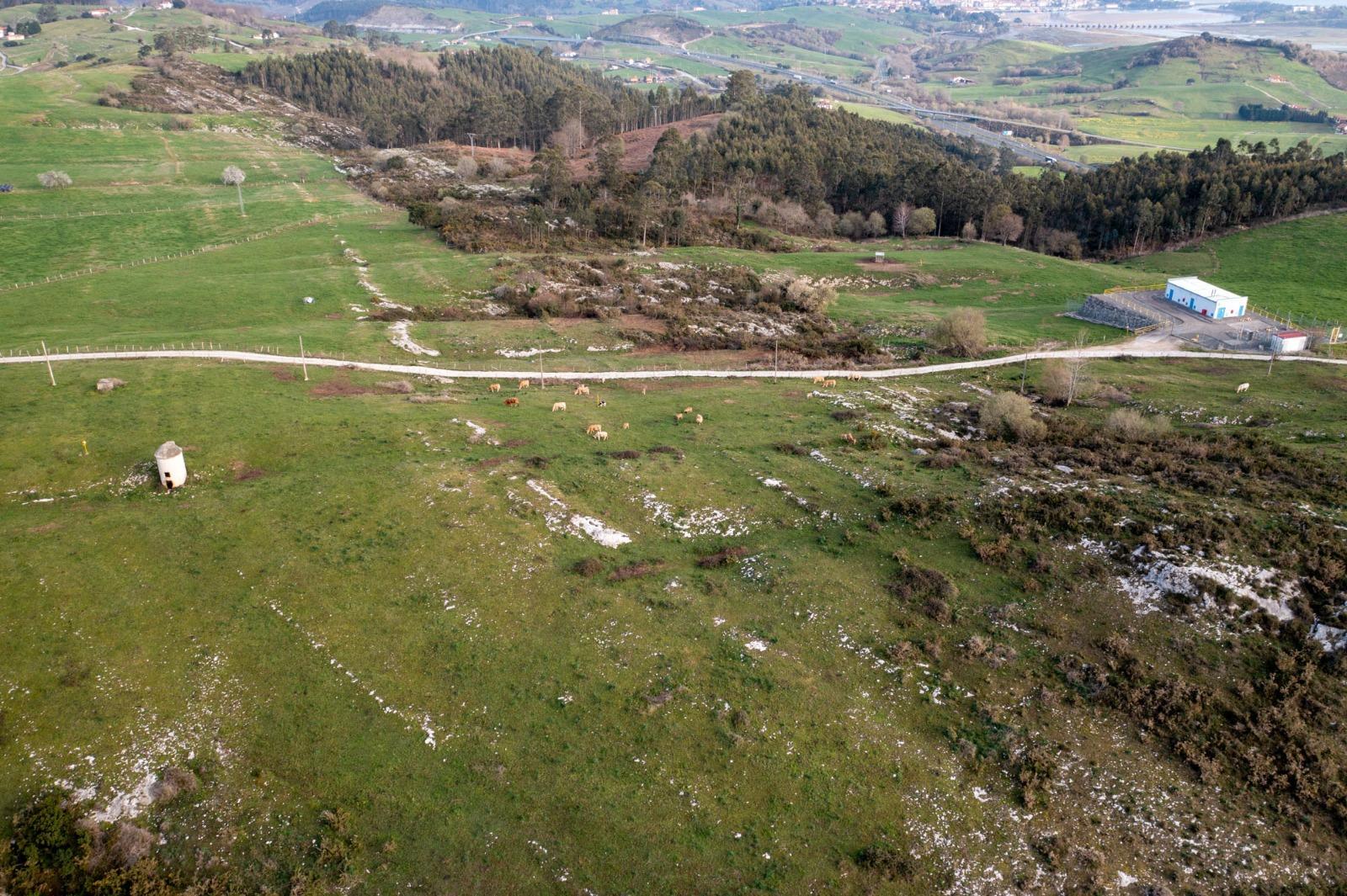 Venta de finca rústica en San Vicente de la Barquera