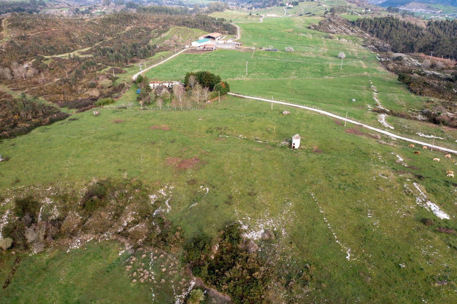 Venta de finca rústica en San Vicente de la Barquera