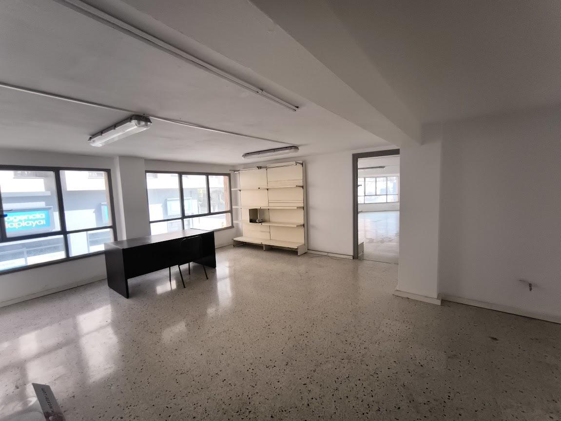 For rent of commercial in Gijón