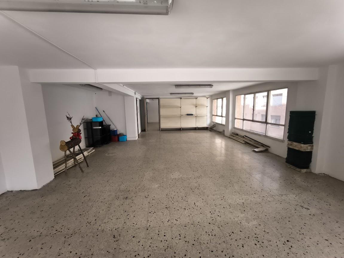 For rent of commercial in Gijón