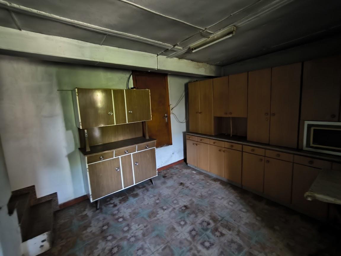 For sale of house in Villaviciosa