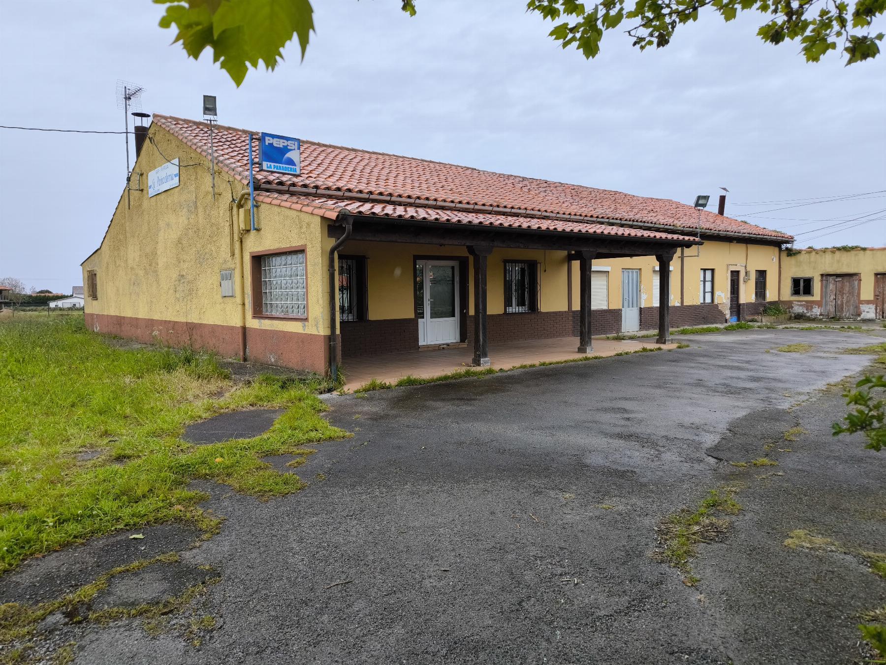 Venta de casa en Villaviciosa