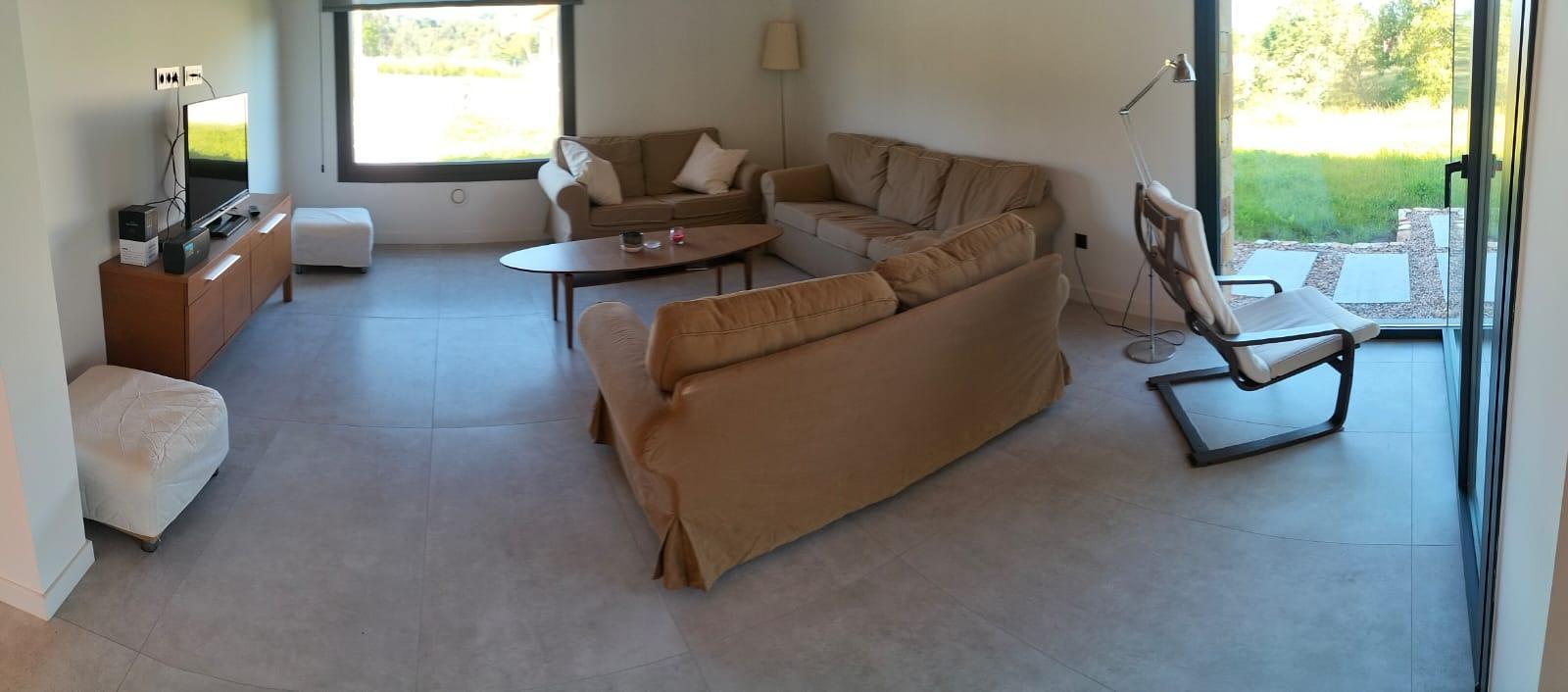 For sale of house in Villaviciosa