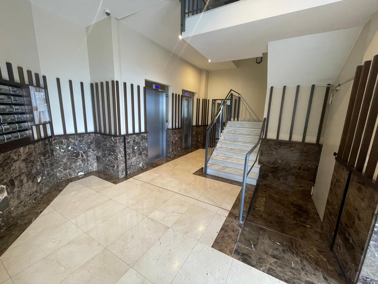 For sale of flat in Gijón