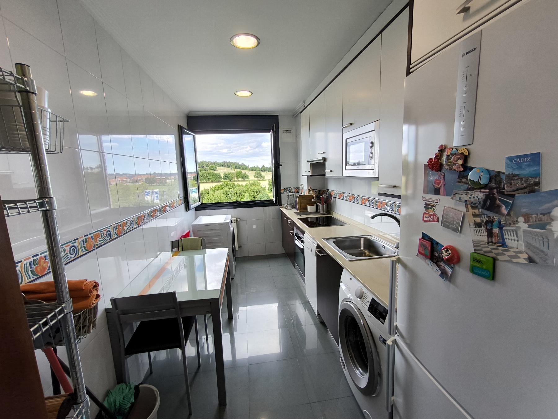 For sale of flat in Gijón