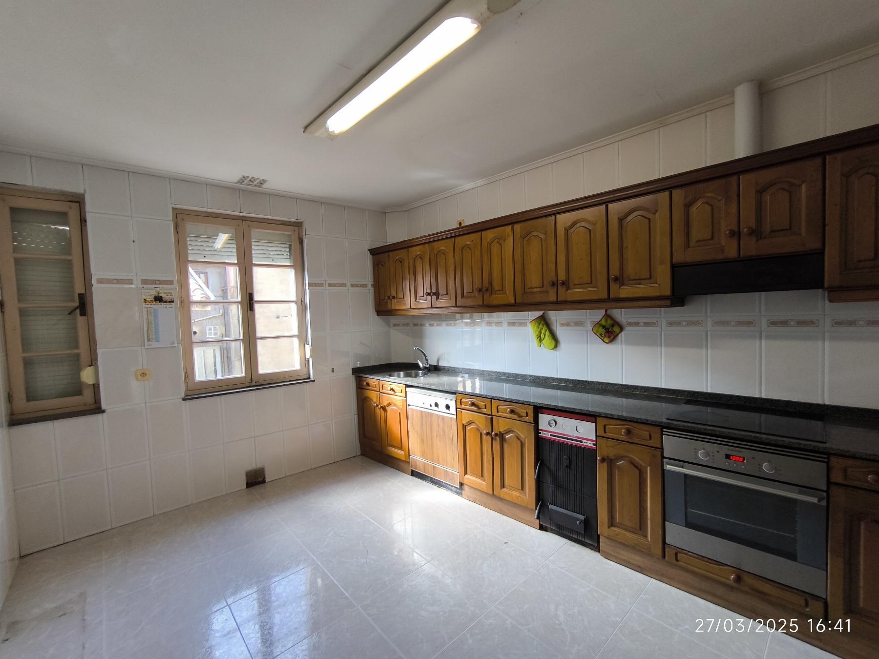 For sale of flat in Villaviciosa