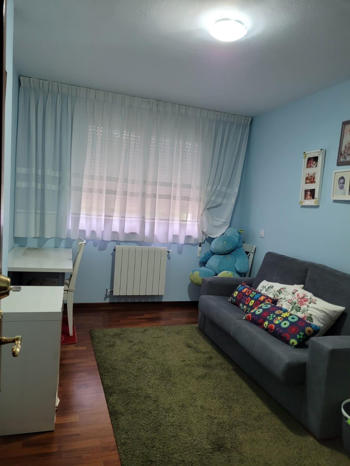 For sale of house in Villaviciosa