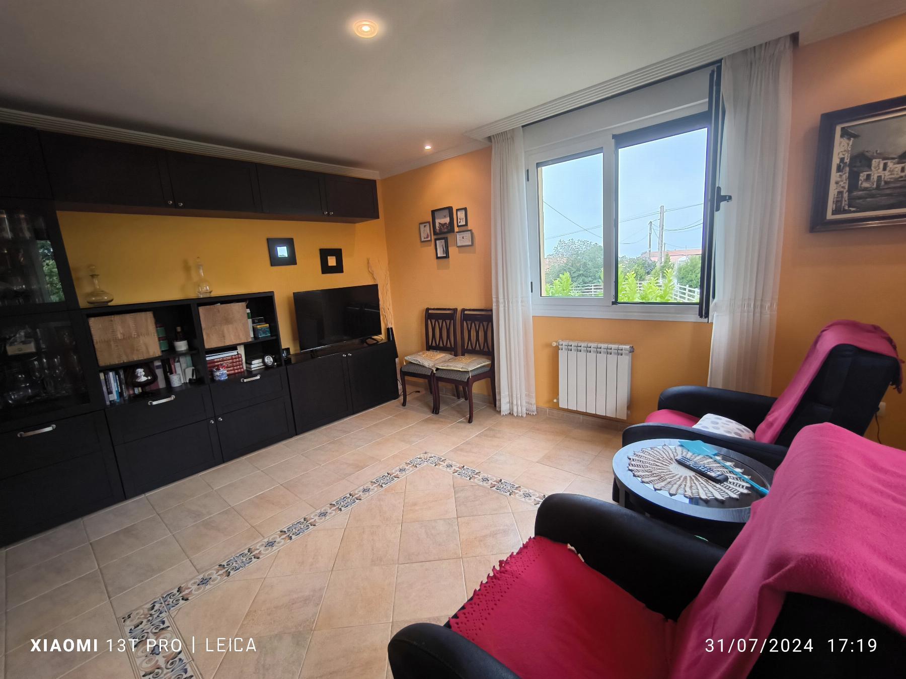 For sale of chalet in Villaviciosa
