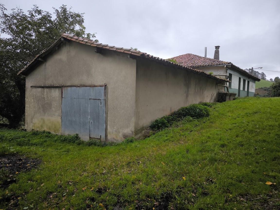 Venta de casa en Villaviciosa