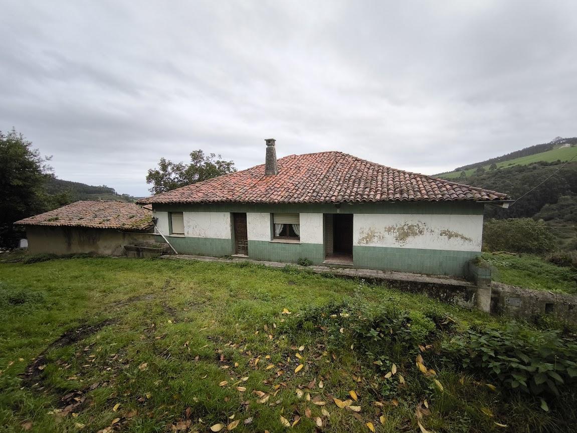 Venta de casa en Villaviciosa