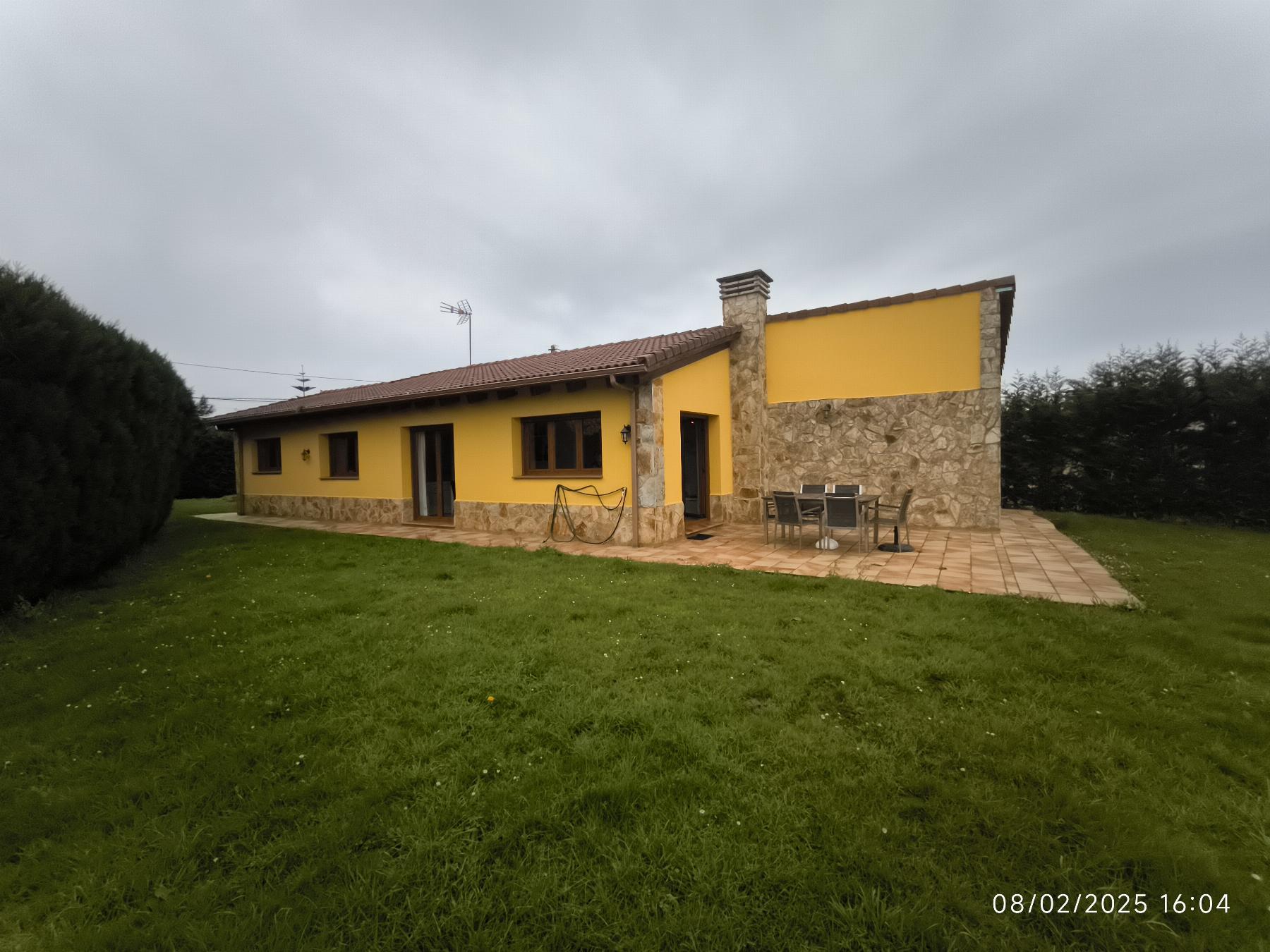 For sale of house in Villaviciosa