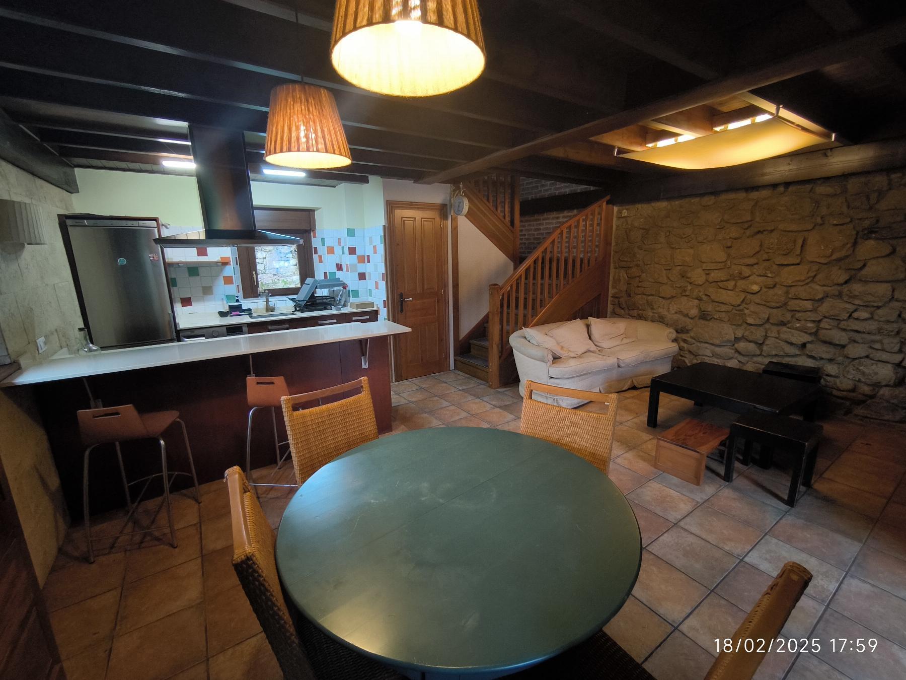 For sale of house in Villaviciosa