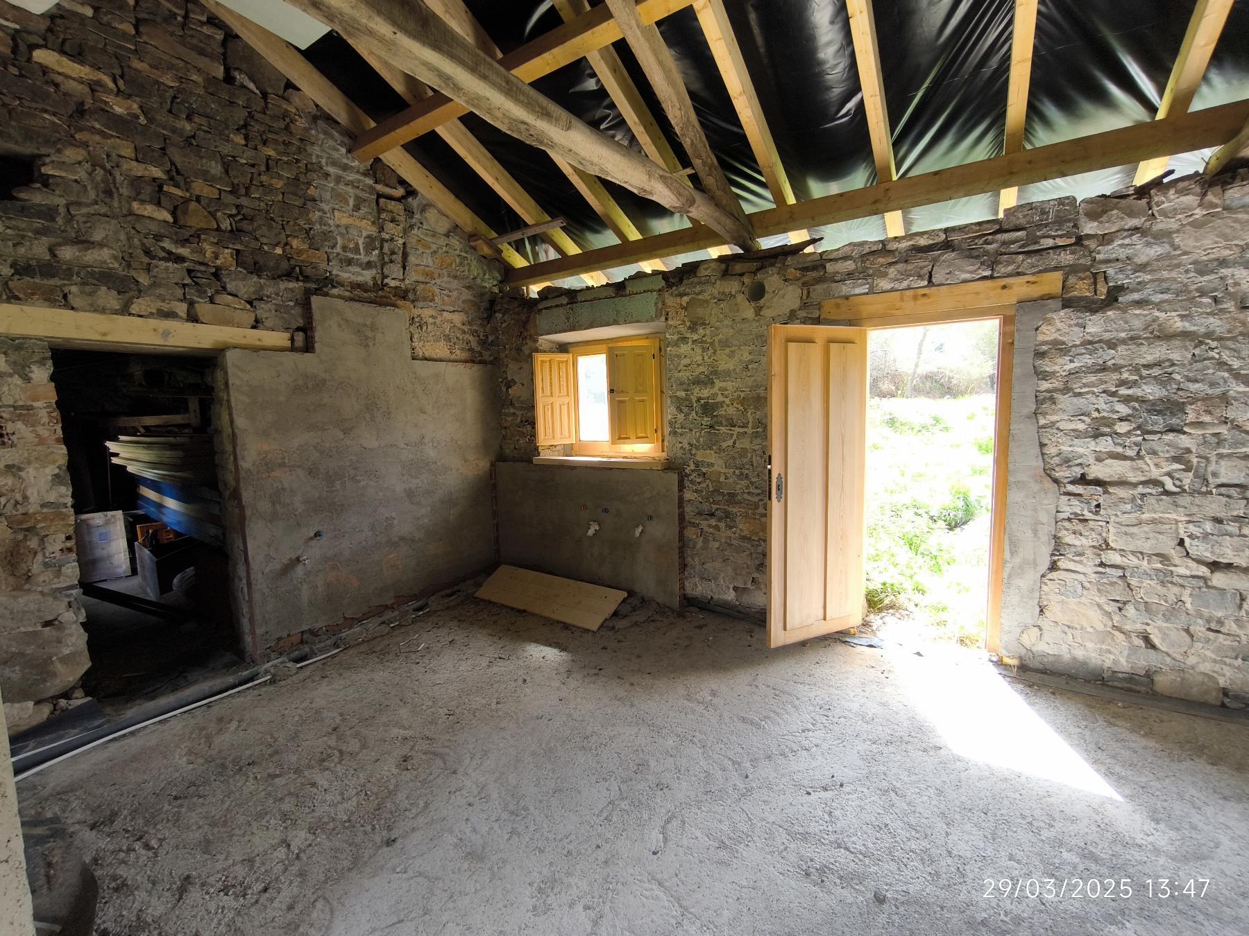 For sale of house in Villaviciosa