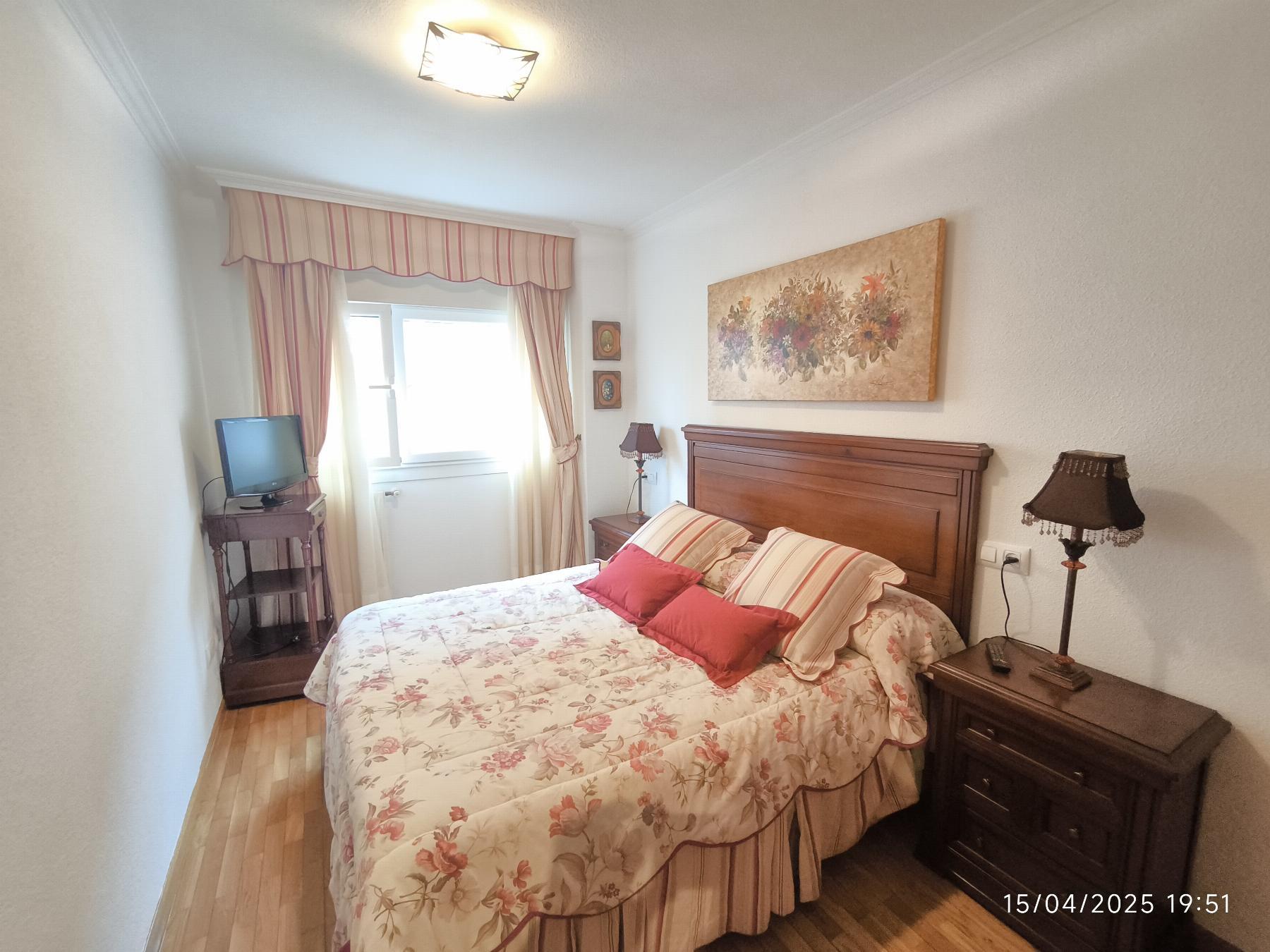 For sale of flat in Gijón