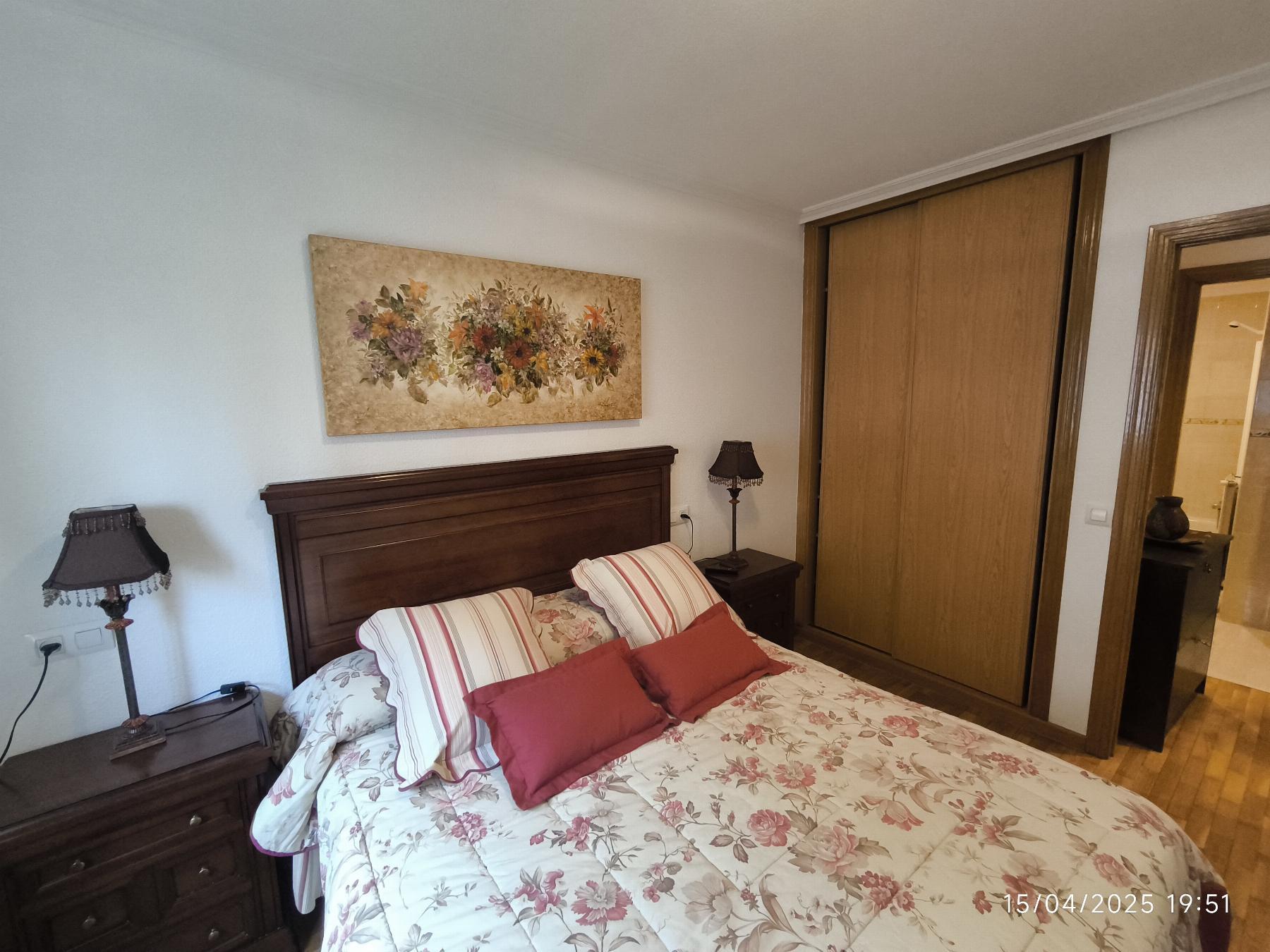 For sale of flat in Gijón