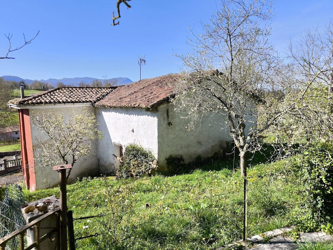 Venta de casa en Cabranes