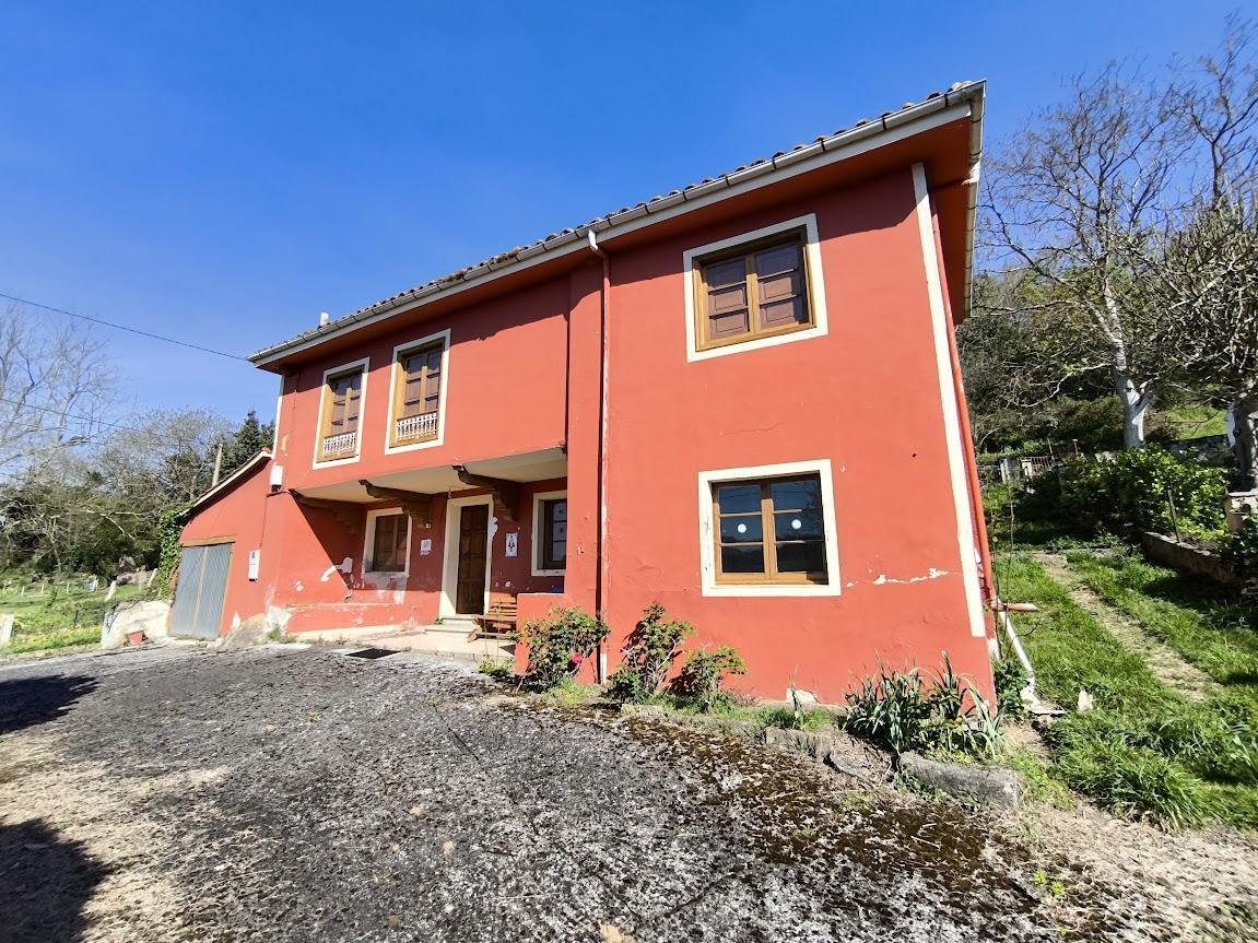 Venta de casa en Cabranes