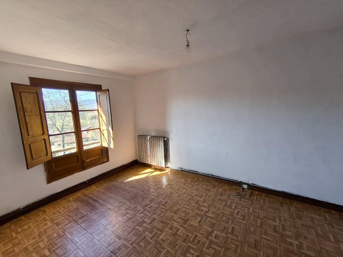 Venta de casa en Cabranes