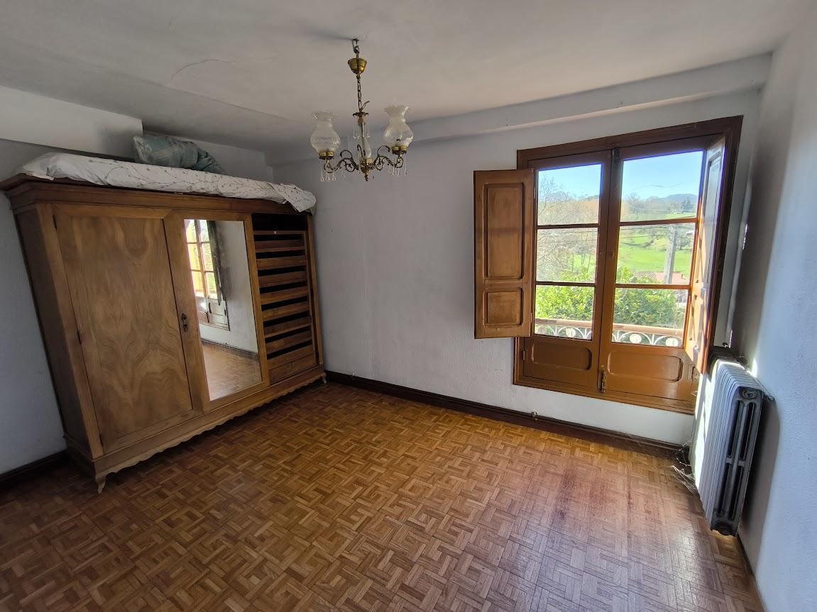 Venta de casa en Cabranes