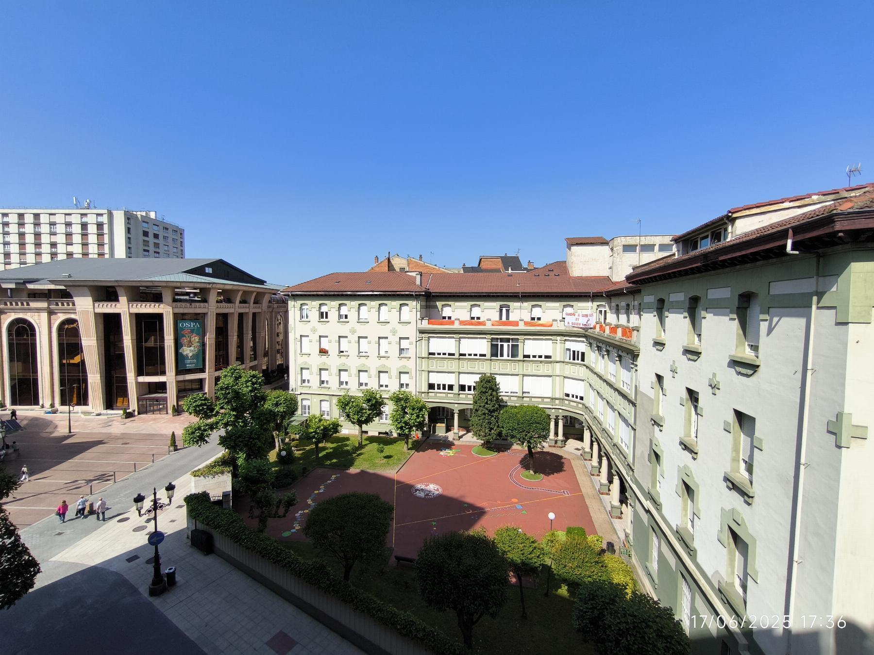Venta de piso en Oviedo